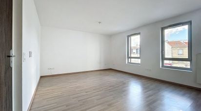 Apartment 1 room of 37 m² in Reims (51100)