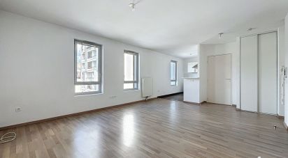 Apartment 1 room of 37 m² in Reims (51100)