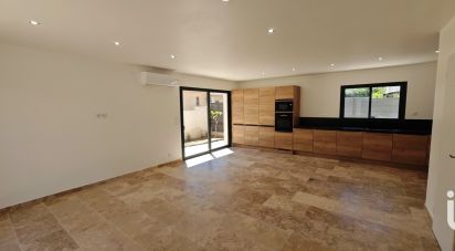 Traditional house 4 rooms of 87 m² in Pont-Saint-Esprit (30130)