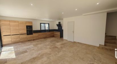 Traditional house 4 rooms of 87 m² in Pont-Saint-Esprit (30130)