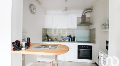 Apartment 2 rooms of 35 m² in Saint-Affrique (12400)