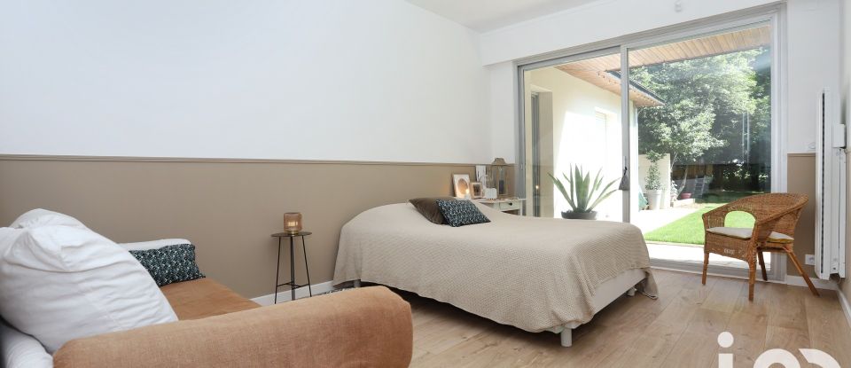 Demeure 10 pièces de 315 m² à Chavagne (35310)