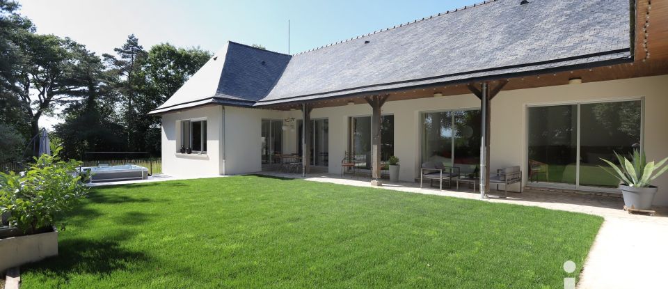 Demeure 10 pièces de 315 m² à Chavagne (35310)