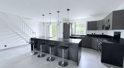 Maison 6 pièces de 160 m² à Soisy-sur-Seine (91450)