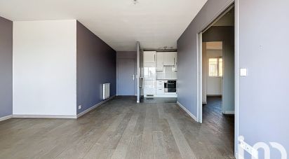 Appartement 3 pièces de 57 m² à Montreuil (93100)