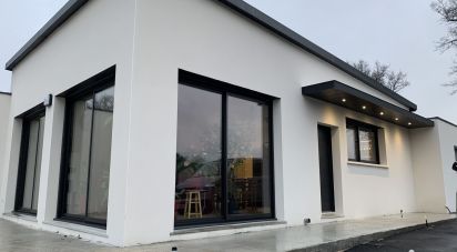 House 3 rooms of 113 m² in Les Mathes (17570)