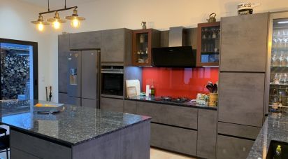 House 3 rooms of 113 m² in Les Mathes (17570)