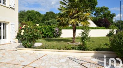 Traditional house 7 rooms of 144 m² in Verneuil-l'Étang (77390)