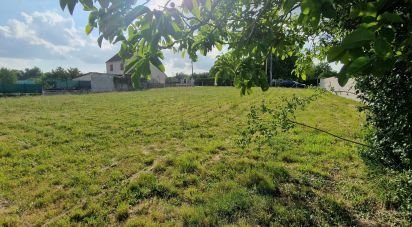 Land of 752 m² in Champigny (89340)