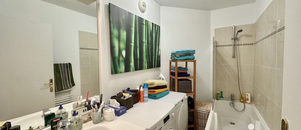 Apartment 4 rooms of 76 m² in Brie-Comte-Robert (77170)