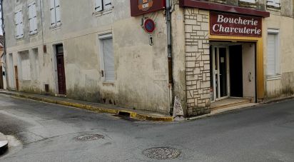 Immeuble de 192 m² à Matha (17160)