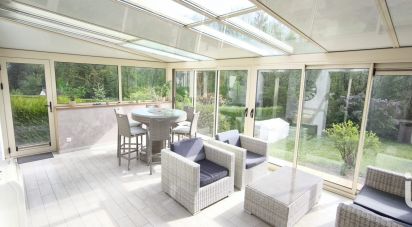 House 10 rooms of 171 m² in Pontpoint (60700)