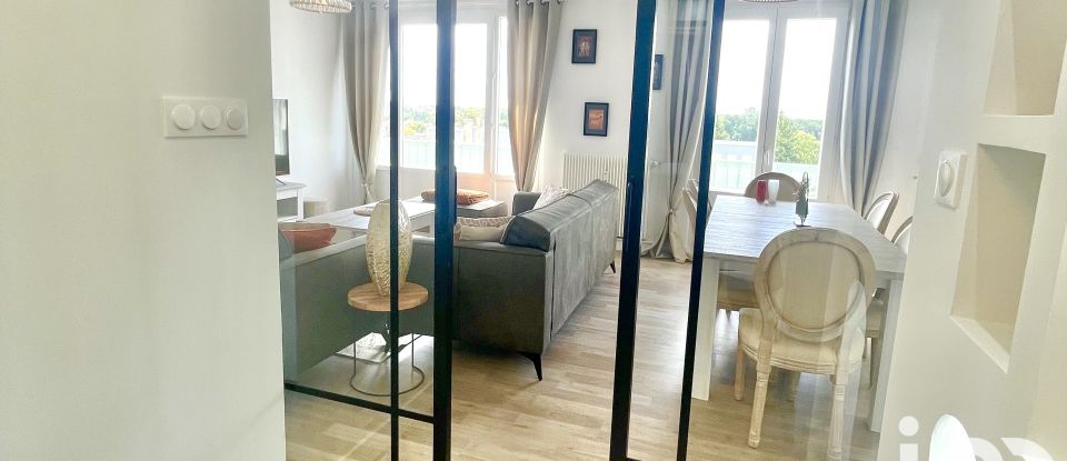 Appartement 3 pièces de 71 m² à Sainte-Savine (10300)