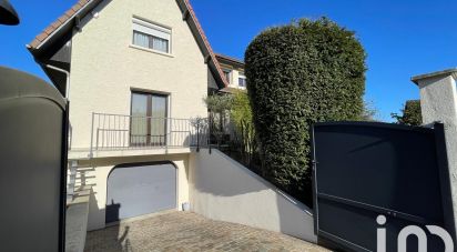 Maison traditionnelle 5 pièces de 135 m² à Coubron (93470)