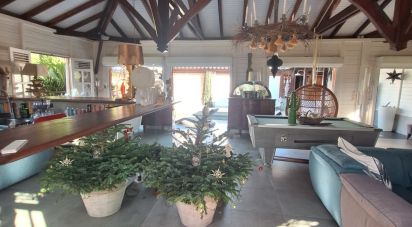 Maison d’architecte 5 pièces de 140 m² à Le François (97240)