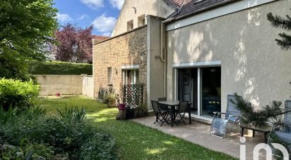 Maison d’architecte 9 pièces de 228 m² à Jouy-le-Moutier (95280)