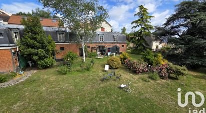 Mansion 16 rooms of 610 m² in Marly-le-Roi (78160)
