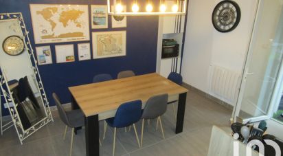 Maison de ville 4 pièces de 95 m² à Nueil-les-Aubiers (79250)