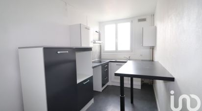 Appartement 4 pièces de 80 m² à Chilly-Mazarin (91380)