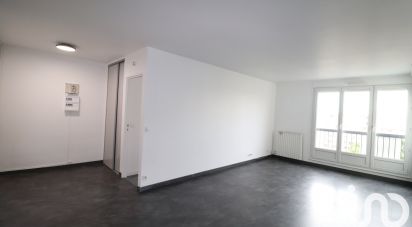 Appartement 4 pièces de 80 m² à Chilly-Mazarin (91380)