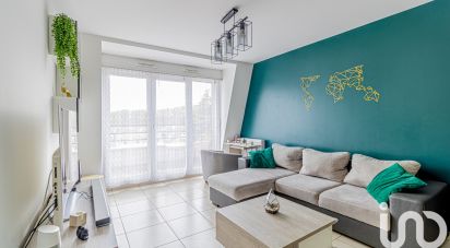 Apartment 3 rooms of 57 m² in Pontault-Combault (77340)