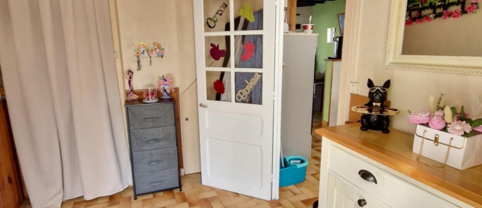 House 6 rooms of 145 m² in Cernoy-en-Berry (45360)