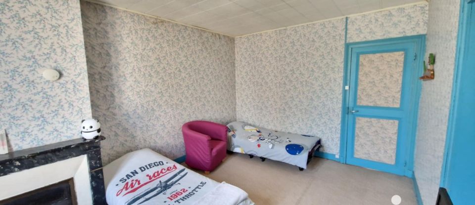 House 6 rooms of 145 m² in Cernoy-en-Berry (45360)