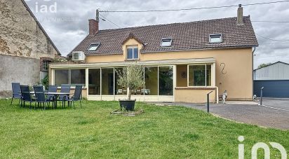 Traditional house 6 rooms of 150 m² in Douchy-Montcorbon (45220)