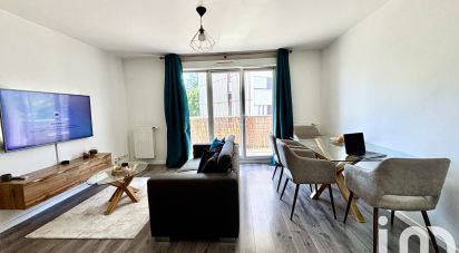 Appartement 2 pièces de 43 m² à Évry (91000)