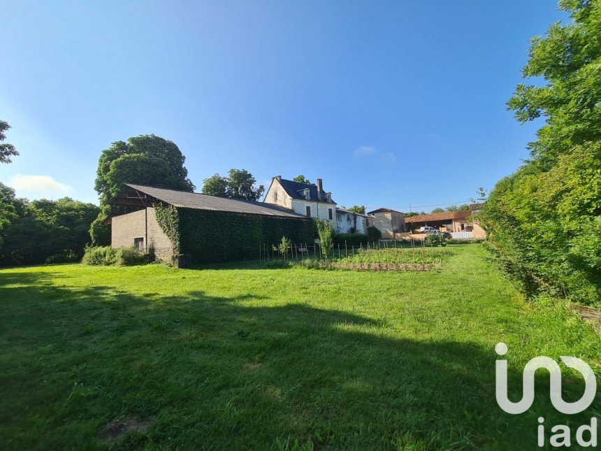 Mill 7 rooms of 181 m² in Massac (17490)