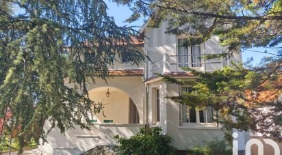 Architectural house 6 rooms of 180 m² in Aiffres (79230)