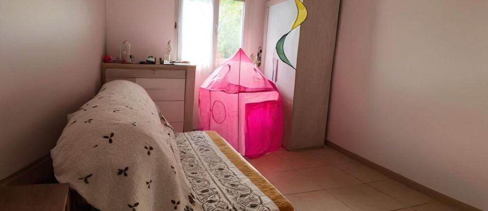 House 4 rooms of 80 m² in Lézignan-Corbières (11200)