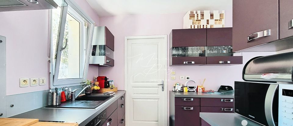House 4 rooms of 86 m² in Redessan (30129)