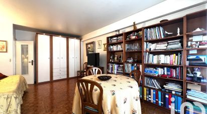 Studio 1 room of 36 m² in Paris (75015)