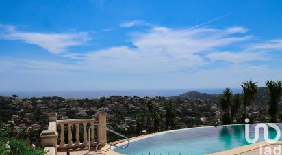 Maison traditionnelle 6 pièces de 270 m² à Sainte-Maxime (83120)