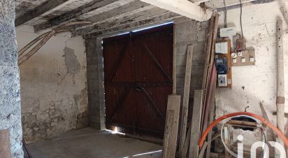 Barn conversion 1 room of 168 m² in Loudun (86200)