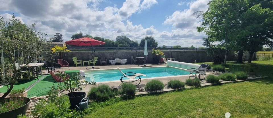 Country home 5 rooms of 159 m² in Sainte-Colombe-en-Bruilhois (47310)