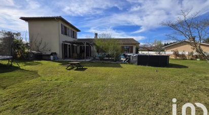 Maison 7 pièces de 157 m² à Hostens (33125)