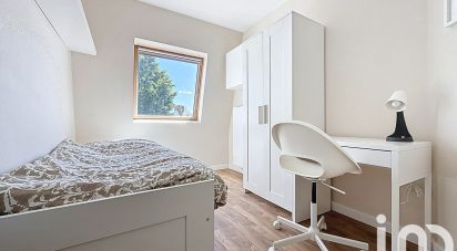 Appartement 6 pièces de 77 m² à Évry (91000)