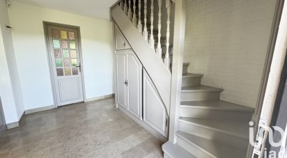 House 8 rooms of 161 m² in Brueil-en-Vexin (78440)