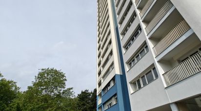 Apartment 5 rooms of 96 m² in Rosny-sous-Bois (93110)