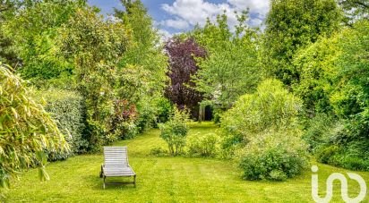 House 8 rooms of 184 m² in Poissy (78300)