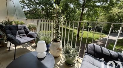 Apartment 2 rooms of 53 m² in Versailles (78000)