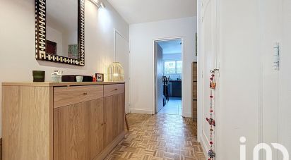 Apartment 2 rooms of 53 m² in Versailles (78000)