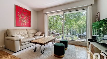 Apartment 2 rooms of 53 m² in Versailles (78000)