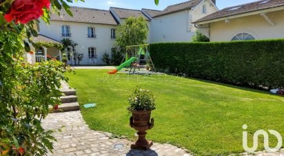 Farm 14 rooms of 868 m² in Noisy-le-Roi (78590)