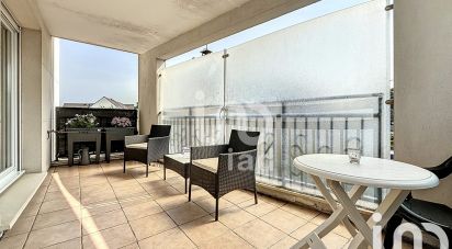 Apartment 3 rooms of 58 m² in Pontault-Combault (77340)