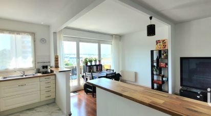 Apartment 3 rooms of 68 m² in Poissy (78300)