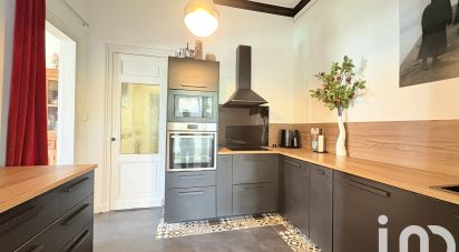 Mansion 5 rooms of 262 m² in Blanquefort (33290)