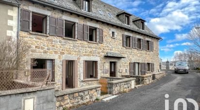 Building in Saint-Rémy-de-Chaudes-Aigues (15110) of 263 m²